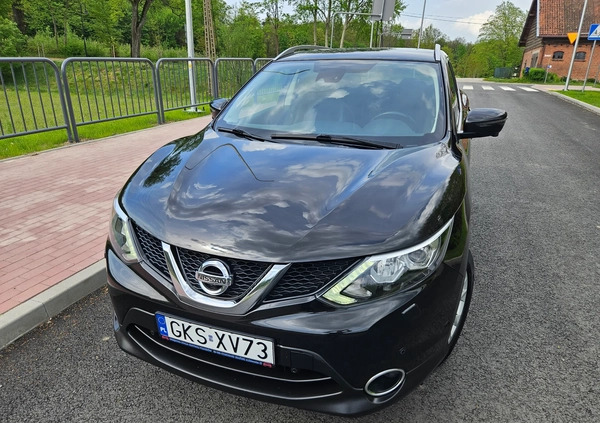 Nissan Qashqai cena 59999 przebieg: 173400, rok produkcji 2016 z Kościerzyna małe 631